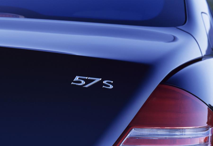 Логотип Maybach 57S (W240) 2005 года  (фото 28 из 69)